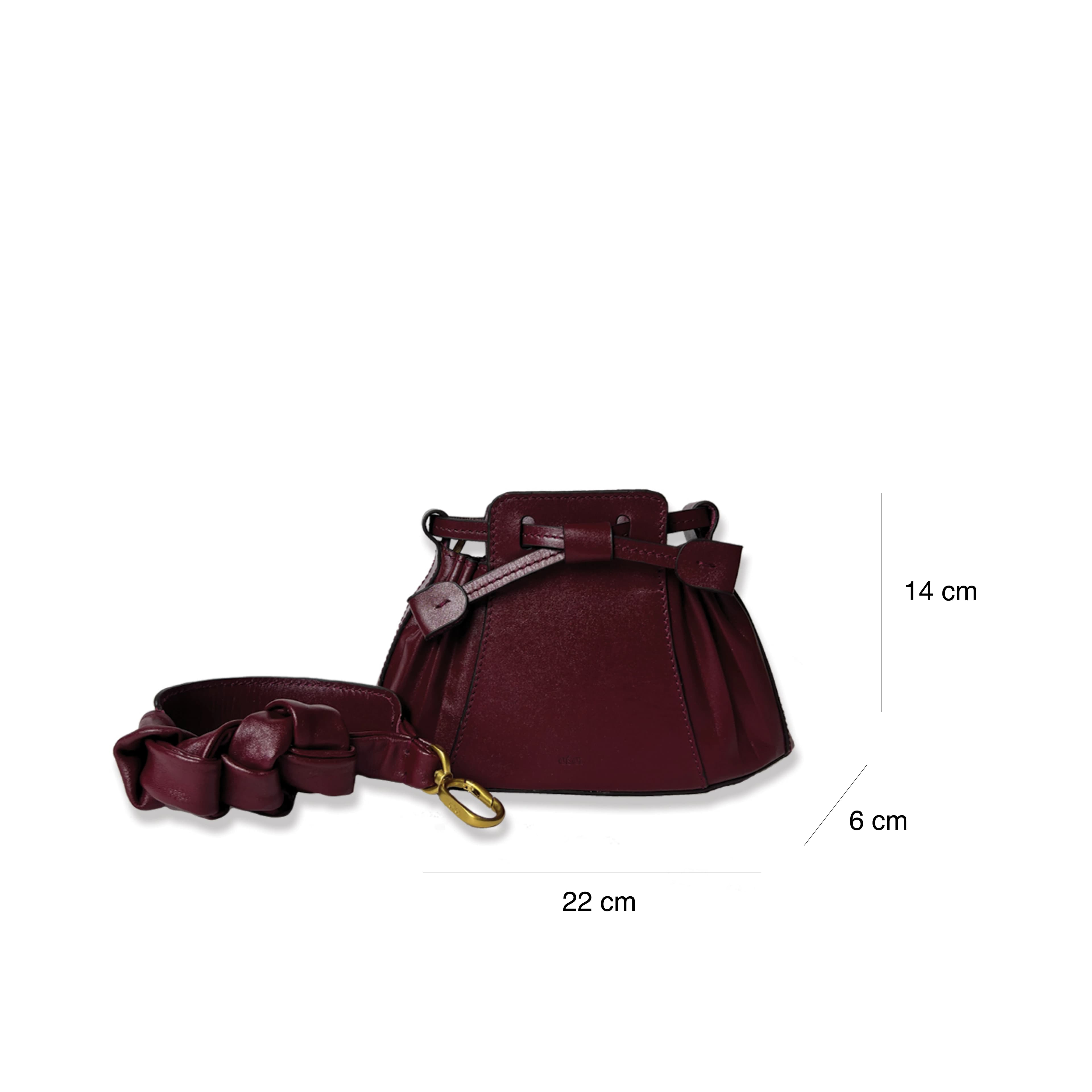 C'est Le Pretzel dimensions